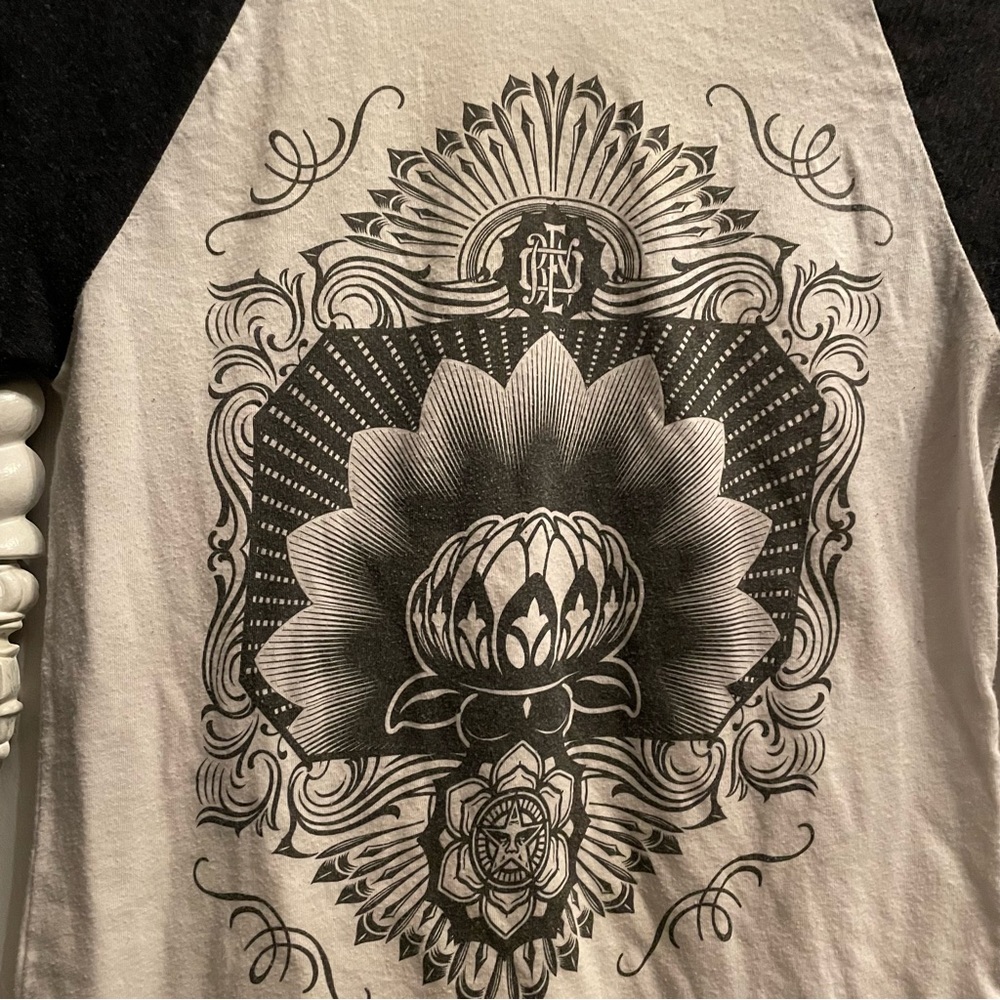 Obey Raglan Tee - Picture 2 of 5